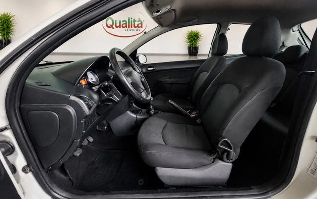 imagem-https://www.socarrao.com.br/sc-vehicle-images-prod/2241879/1788380854350-MTIucG5n.png