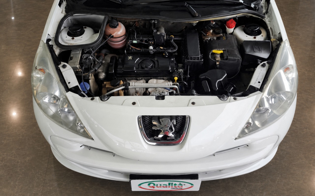 imagem-https://www.socarrao.com.br/sc-vehicle-images-prod/2241879/1788380854511-MTQucG5n.png