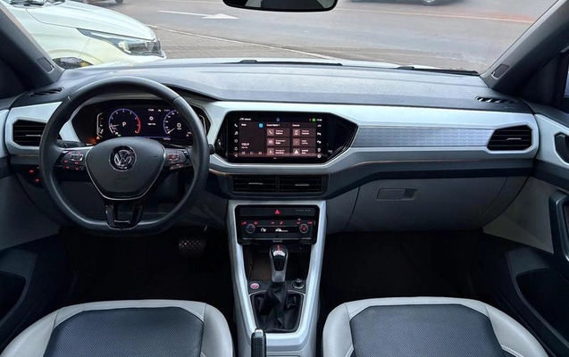 imagem-https://www.socarrao.com.br/sc-vehicle-images-prod/2241889/1789497007400-8186503_5_B_a9fda5da39.jpeg