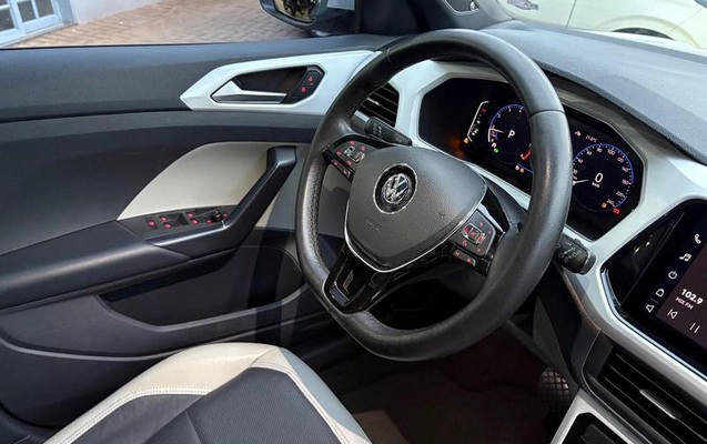 imagem-https://www.socarrao.com.br/sc-vehicle-images-prod/2241889/1789497007403-8186503_7_B_0aadf656ec.jpeg