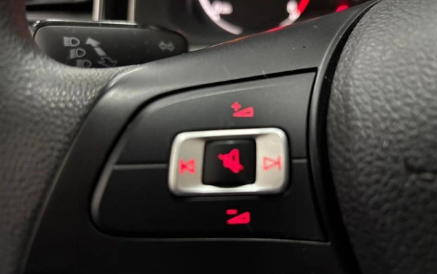 imagem-https://www.socarrao.com.br/sc-vehicle-images-prod/2241954/1788543144616-8206599_11_B_2e5e484556.jpeg