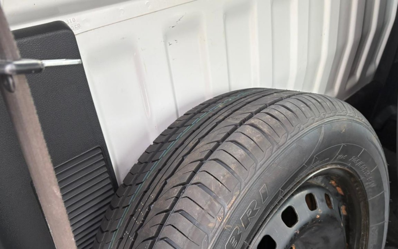 imagem-https://www.socarrao.com.br/sc-vehicle-images-prod/2241965/1781967950005-V2hhdHNBcHAgSW1hZ2UgMjAyNi0wNi0yMCBhdCAxMC4xMi41MS5qcGVn.jpeg
