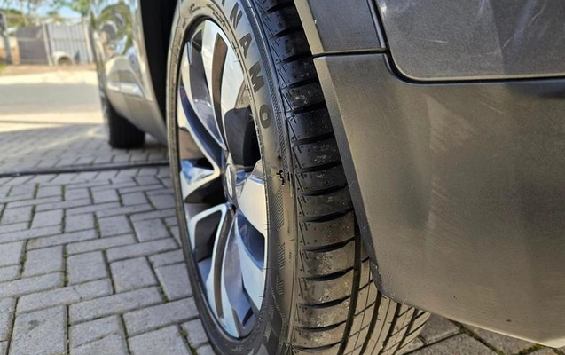 imagem-https://www.socarrao.com.br/sc-vehicle-images-prod/2242101/1792616600828-8199560_7_B_d77e94da37.jpeg