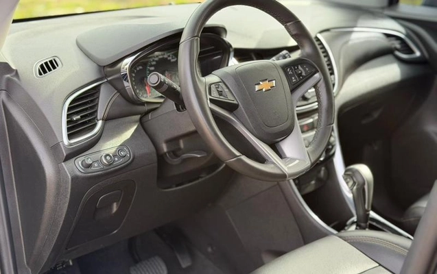 imagem-https://www.socarrao.com.br/sc-vehicle-images-prod/2242109/1791401638459-8202608_8_B_eaf34351f0.jpeg