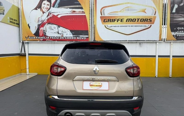 imagem-https://www.socarrao.com.br/sc-vehicle-images-prod/2242145/1787917228853-8199671_2_B_5ab141b3ca.jpeg