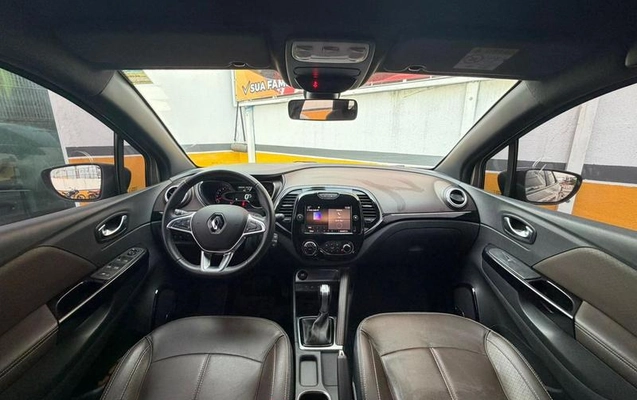 imagem-https://www.socarrao.com.br/sc-vehicle-images-prod/2242145/1787917228857-8199671_3_B_252ed97e70.jpeg