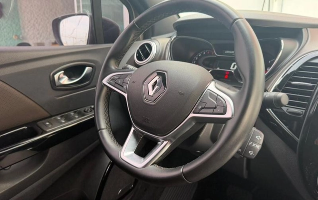 imagem-https://www.socarrao.com.br/sc-vehicle-images-prod/2242145/1787917228876-8199671_15_B_18734d74ba.jpeg