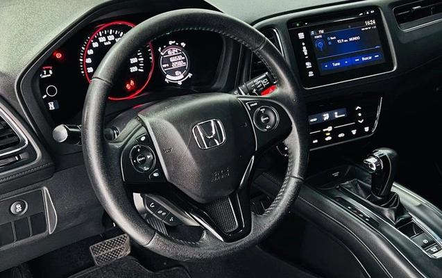 imagem-https://www.socarrao.com.br/sc-vehicle-images-prod/2242269/1787583357195-8206982_8_B_34dc82db05.jpeg