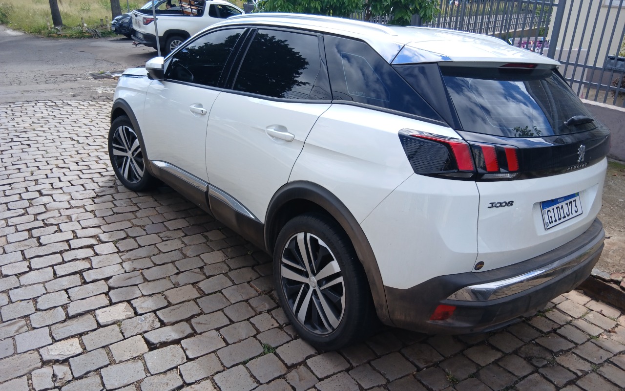 imagem-https://www.socarrao.com.br/sc-vehicle-images-prod/2242394/1781980860315-MjAyNjA1MjdfMTE1MjIwLmpwZw.jpg