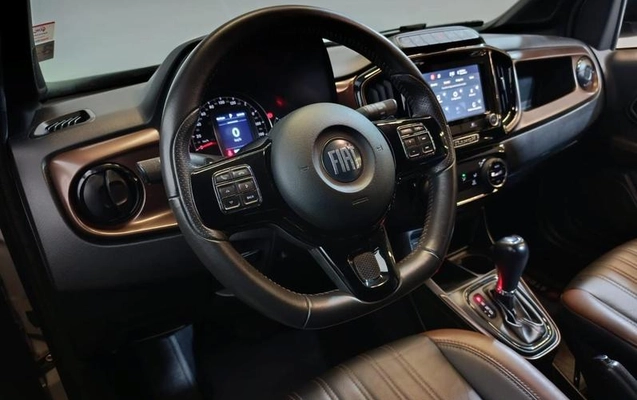 imagem-https://www.socarrao.com.br/sc-vehicle-images-prod/2242467/1787704954750-8207276_8_B_b3584ae725.jpeg