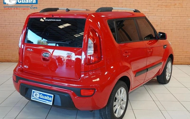 imagem-https://www.socarrao.com.br/sc-vehicle-images-prod/2242546/1788291797596-8204695_14_B_d87558b99d.jpeg