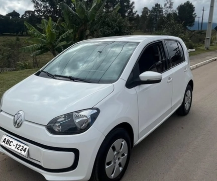Volkswagen Up! 2015 Branco — foto 1 de 3