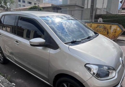 Volkswagen Up! 2014 Branco — foto 1 de 3