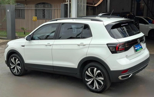 imagem-https://www.socarrao.com.br/sc-vehicle-images-prod/2242964/1785171869089-8207473_6_B_f90dbcdfb8.jpeg