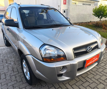 Hyundai Tucson 2.0 16V Aut. 2010 Cinza — foto 1 de 3