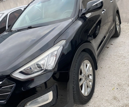 Hyundai Santa Fé 2014 Preto — foto 1 de 3