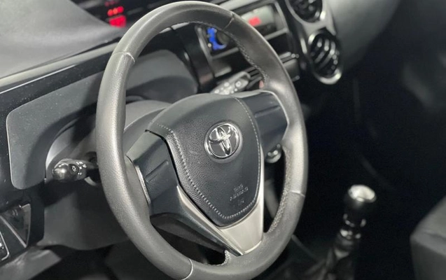 imagem-https://www.socarrao.com.br/sc-vehicle-images-prod/2256633/1782128480848-8163563_7_B_f2799dcc4e.jpeg