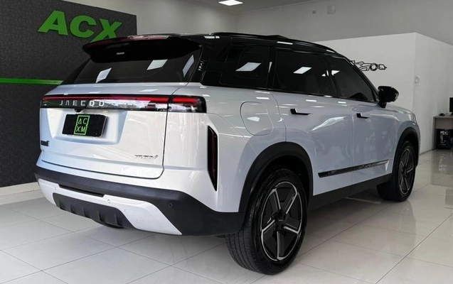 imagem-https://www.socarrao.com.br/sc-vehicle-images-prod/2256660/1789493750685-8195688_12_B_9ece872863.jpeg