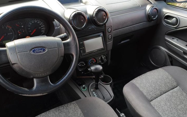 imagem-https://www.socarrao.com.br/sc-vehicle-images-prod/2256697/1784724767802-8207875_5_B_355493e6f4.jpeg