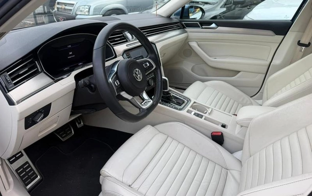 imagem-https://www.socarrao.com.br/sc-vehicle-images-prod/2256704/1782130529909-8207855_11_B_705c06383f.jpeg