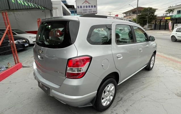 imagem-https://www.socarrao.com.br/sc-vehicle-images-prod/2257122/1782131898778-e9eed16bde724f98a8ddeca1f3f327f6_1782131794607.jpg
