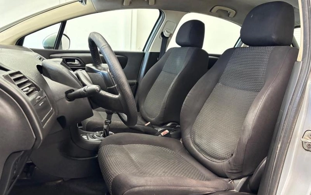 imagem-https://www.socarrao.com.br/sc-vehicle-images-prod/2257530/1790003310754-8194126_12_B_aea5b908ae.jpeg