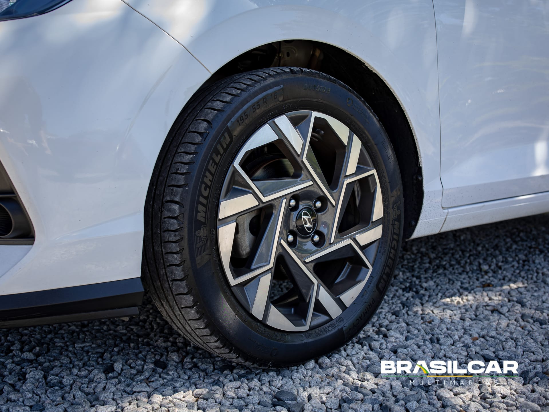 imagem-https://www.socarrao.com.br/sc-vehicle-images-prod/22576/1769988336276-7212399OR_1767972610_76_820.jpg