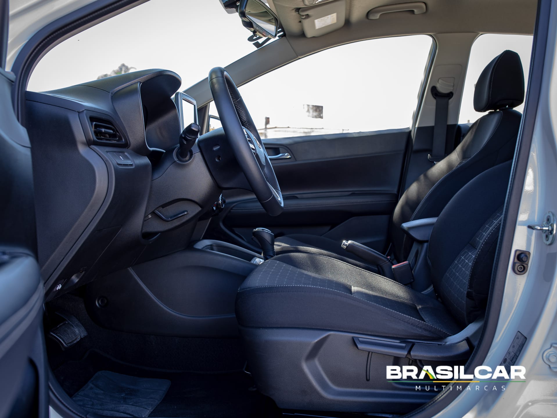 imagem-https://www.socarrao.com.br/sc-vehicle-images-prod/22576/1769988336276-7212399OR_1767972616_9_420.jpg