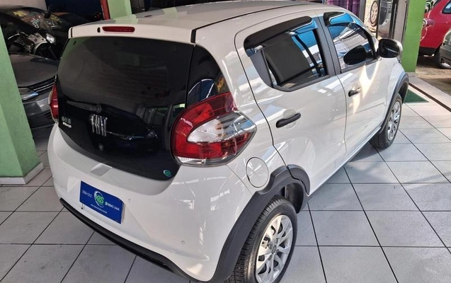imagem-https://www.socarrao.com.br/sc-vehicle-images-prod/2257903/1782135703882-8208481_2_B_99c1d5c40f.jpeg