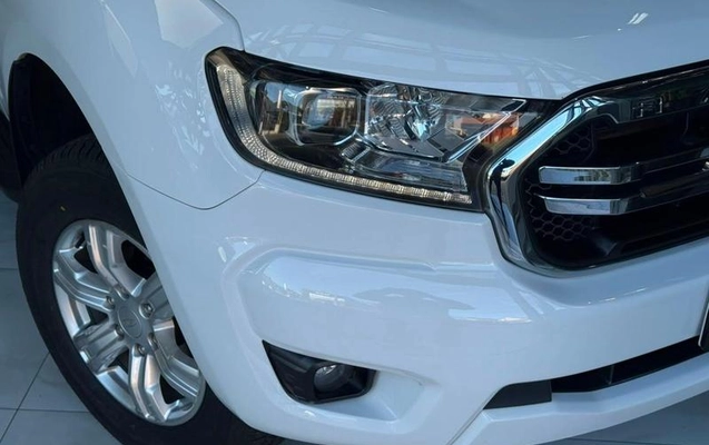 imagem-https://www.socarrao.com.br/sc-vehicle-images-prod/2257921/1788378623582-8208435_8_B_ae8e0792f4.jpeg