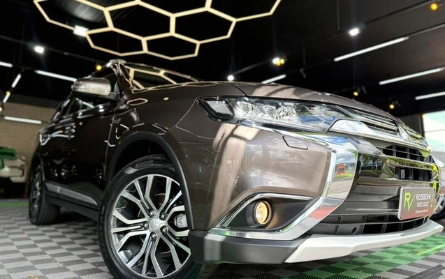 imagem-https://www.socarrao.com.br/sc-vehicle-images-prod/2258180/1786049867500-7643397_1_B_31032f695b.jpeg