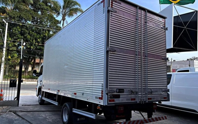 imagem-https://www.socarrao.com.br/sc-vehicle-images-prod/2258190/1785428468911-8127066_8_B_790df55232.jpeg