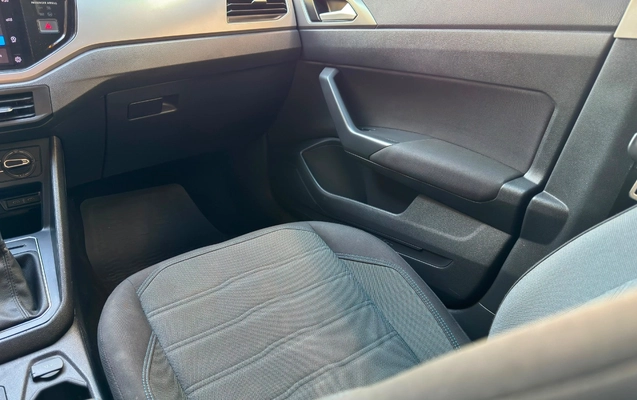 imagem-https://www.socarrao.com.br/sc-vehicle-images-prod/2258263/1782138165613-ODgyYjI0ZjUtYWRiZi00ZjI5LWFlMTMtOTBiZTgyNjRmYjJmLmpwZWc.jpeg