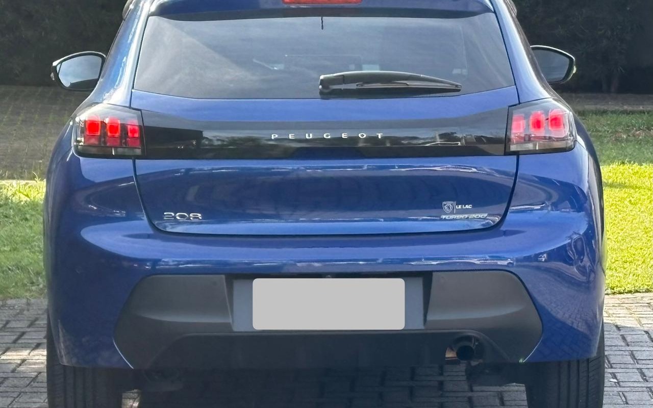 imagem-https://www.socarrao.com.br/sc-vehicle-images-prod/2258265/1782241563793-ZjdmYWQyNTEtNzVkOS00OGY0LThmYjktMzU1OWJlMzYyZjAxLmpwZw.jpg