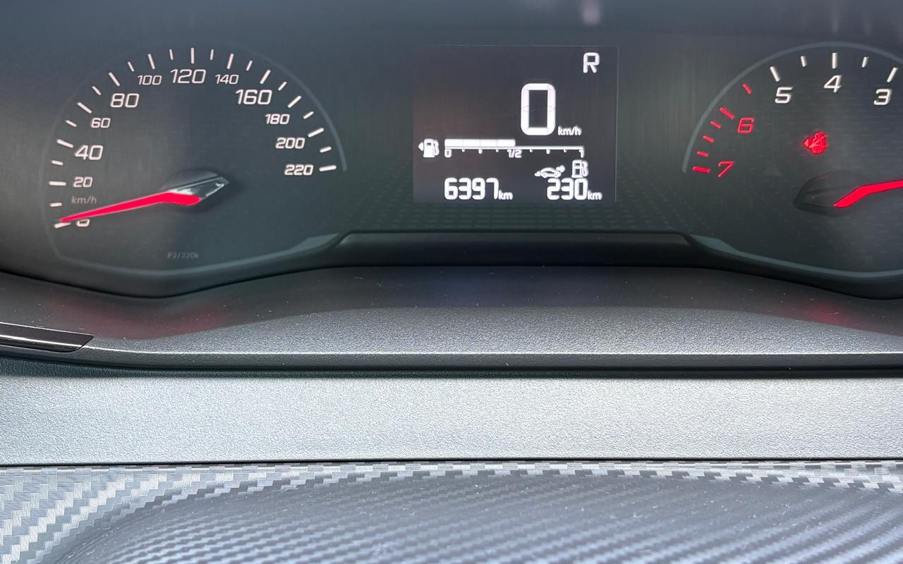imagem-https://www.socarrao.com.br/sc-vehicle-images-prod/2258265/1782241564003-ZmE0ZTFjOGEtNzQzYy00OGM1LWJjMDMtNDAyNTk2ZGQ0OGU3LmpwZw.jpg