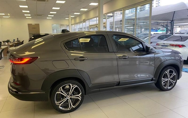 imagem-https://www.socarrao.com.br/sc-vehicle-images-prod/2258286/1788553262740-8208813_11_B_21dea6cd27.jpeg