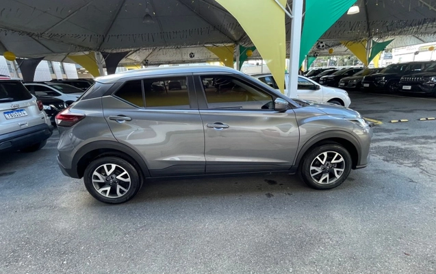 imagem-https://www.socarrao.com.br/sc-vehicle-images-prod/2258658/1782140624738-NjhjZDg3MmMtYzc1OC00MTczLWE1NjItOTFkNGZmNmRhYTE3LmpwZWc.jpeg