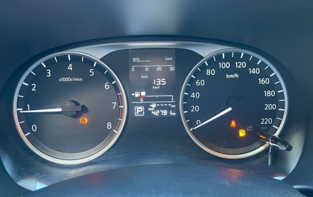 imagem-https://www.socarrao.com.br/sc-vehicle-images-prod/2258658/1782140625737-OGMzNWVjY2YtYTNhOS00YTk0LWE2MjQtNDkzOWM1NDg1MjE3LmpwZWc.jpeg