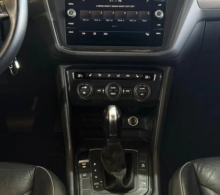 imagem-https://www.socarrao.com.br/sc-vehicle-images-prod/2258769/1782397875172-8179698_7_B_8b577795d7.jpeg