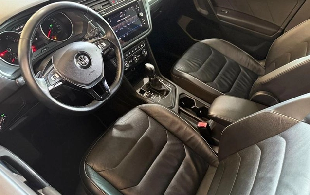 imagem-https://www.socarrao.com.br/sc-vehicle-images-prod/2258769/1782397875175-8179698_13_B_06a5b75a88.jpeg