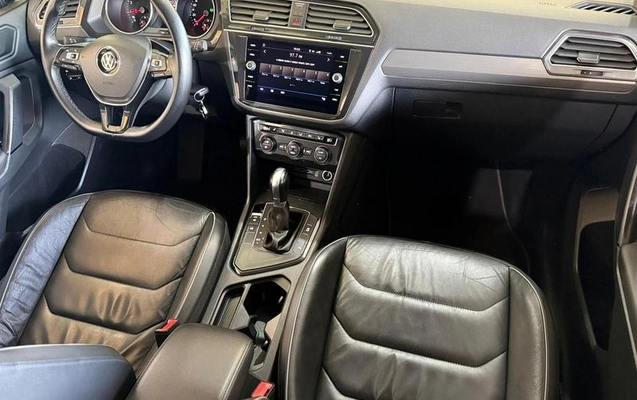 imagem-https://www.socarrao.com.br/sc-vehicle-images-prod/2258769/1782397875179-8179698_13_B_f33ada1ea1.jpeg