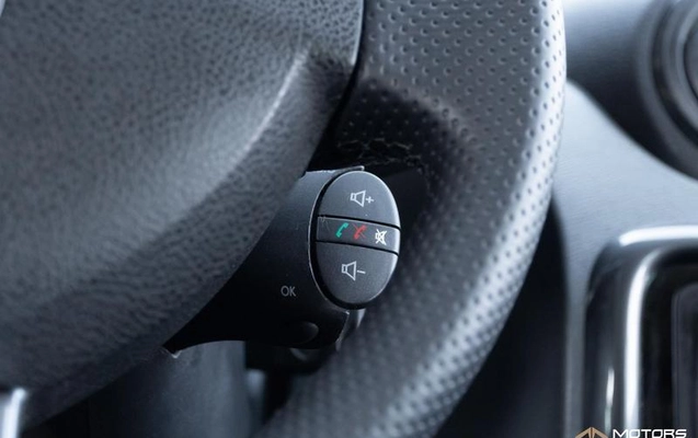 imagem-https://www.socarrao.com.br/sc-vehicle-images-prod/2258786/1787180622990-8201426_14_B_02ba0a0954.jpeg