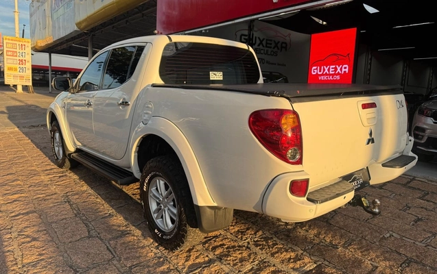 imagem-https://www.socarrao.com.br/sc-vehicle-images-prod/2258922/1782142101348-V2hhdHNBcHAgSW1hZ2UgMjAyNi0wNi0yMiBhdCAxMS4zOS4zNyAoNCkuanBlZw.jpeg