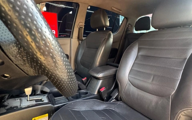 imagem-https://www.socarrao.com.br/sc-vehicle-images-prod/2258922/1782142101456-V2hhdHNBcHAgSW1hZ2UgMjAyNi0wNi0yMiBhdCAxMS4zOS4zOC5qcGVn.jpeg