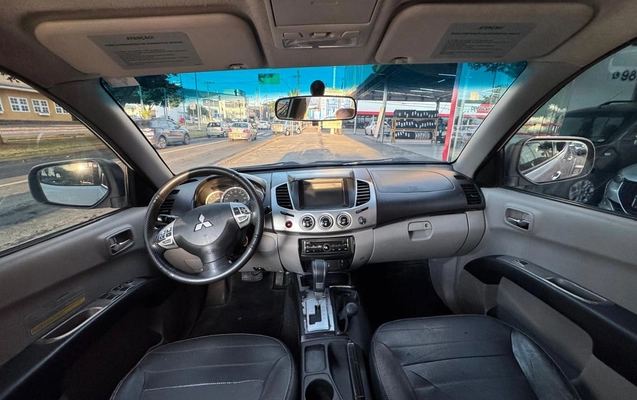 imagem-https://www.socarrao.com.br/sc-vehicle-images-prod/2258922/1782142101802-V2hhdHNBcHAgSW1hZ2UgMjAyNi0wNi0yMiBhdCAxMS4zOS4zOS5qcGVn.jpeg