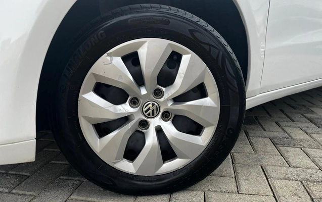 imagem-https://www.socarrao.com.br/sc-vehicle-images-prod/2259263/1782144711519-NmY3NGJmNDAtNmU0MS00ZGVhLThiMmUtYzZkODAyNzJlMzUzLmpwZWc.jpeg