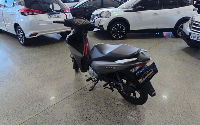 imagem-https://www.socarrao.com.br/sc-vehicle-images-prod/2259556/1789575394297-8154307_4_B_633056e175.jpeg