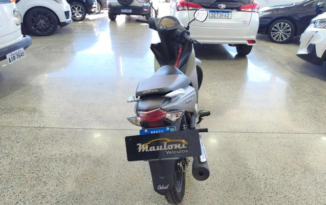imagem-https://www.socarrao.com.br/sc-vehicle-images-prod/2259556/1789575394301-8154307_3_B_74a3e35aa3.jpeg