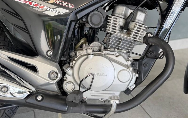 imagem-https://www.socarrao.com.br/sc-vehicle-images-prod/2259596/1788204523482-8209435_5_B_377c79aff9.jpeg