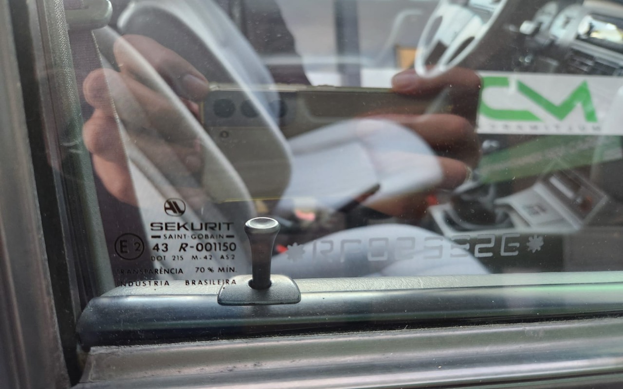 imagem-https://www.socarrao.com.br/sc-vehicle-images-prod/2259635/1782146898544-V2hhdHNBcHAgSW1hZ2UgMjAyNi0wNi0yMiBhdCAxMi4yMC40MyAoMykuanBlZw.jpeg